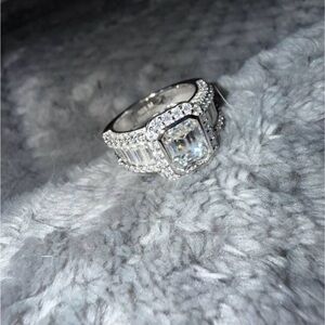 SZ 6 Sterling Silver Moissanite Halo Engagement Ring